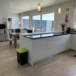 בית נופש Casa Bela Vista *